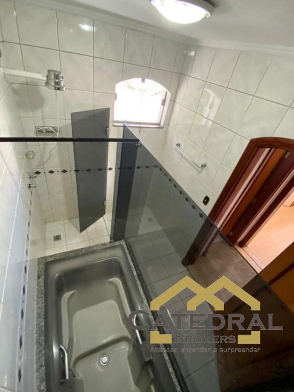 Sobrado à venda com 4 quartos, 350m² - Foto 25