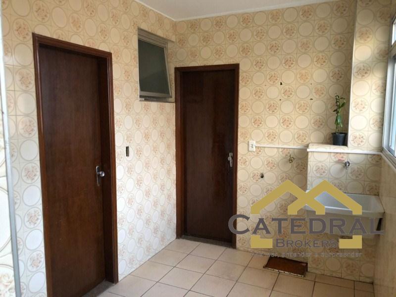 Apartamento para alugar com 3 quartos, 147m² - Foto 10