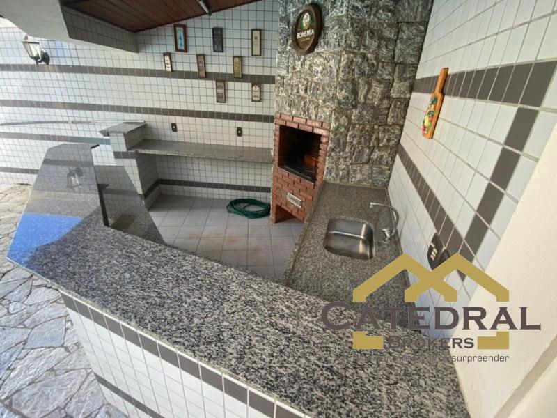 Sobrado à venda com 4 quartos, 350m² - Foto 44