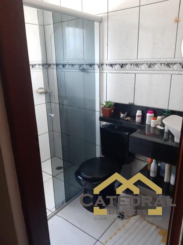 Sobrado à venda com 2 quartos, 189m² - Foto 8