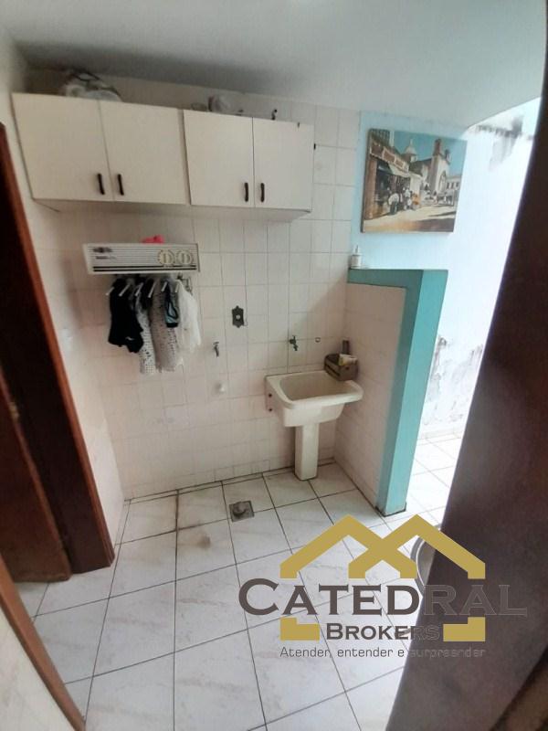 Sobrado à venda com 3 quartos, 298m² - Foto 26