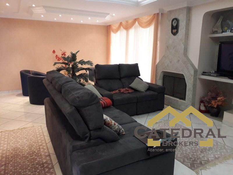 Chácara à venda com 4 quartos, 200m² - Foto 1