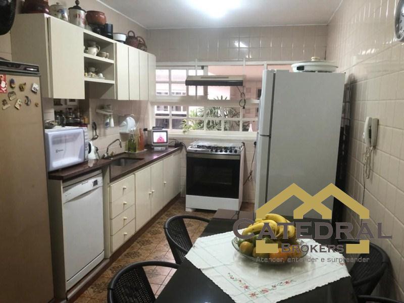 Sobrado à venda com 3 quartos, 256m² - Foto 12