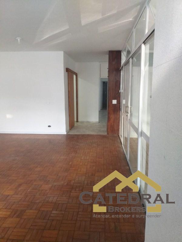 Casa Comercial à venda com 3 quartos, 347m² - Foto 21