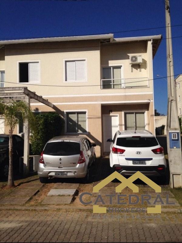 Sobrado à venda com 3 quartos, 220m² - Foto 1