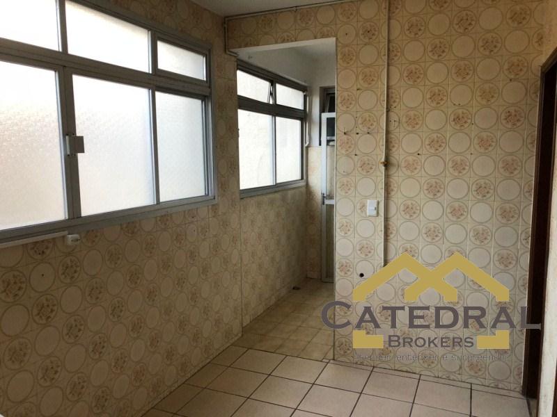 Apartamento para alugar com 3 quartos, 147m² - Foto 8