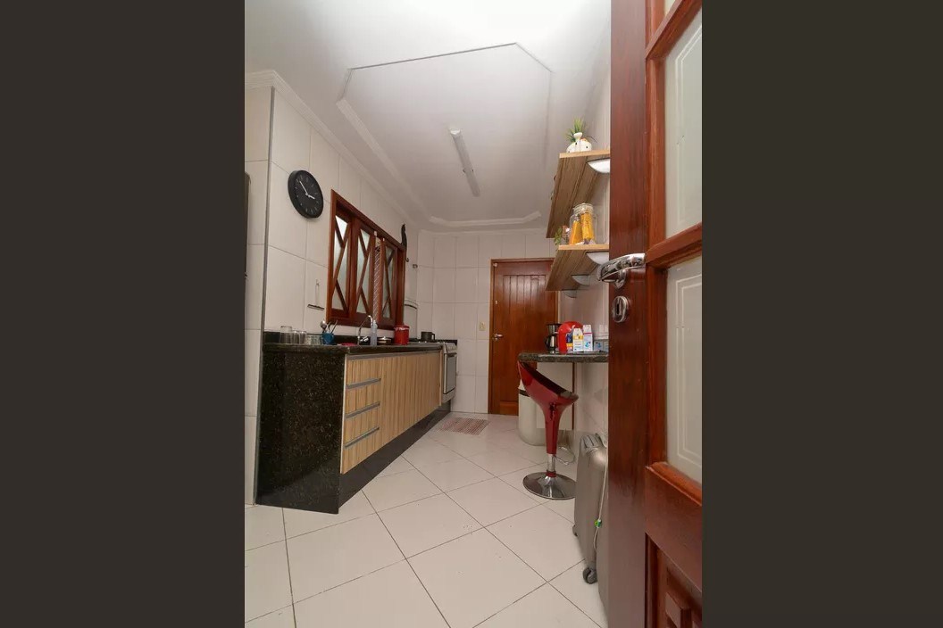 Casa à venda com 3 quartos, 150m² - Foto 18