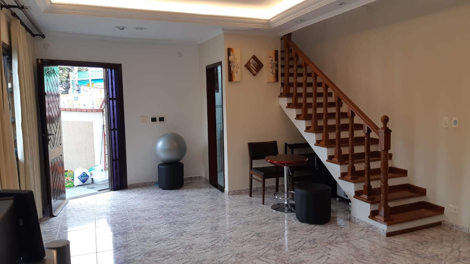 Casa à venda com 3 quartos, 164m² - Foto 3