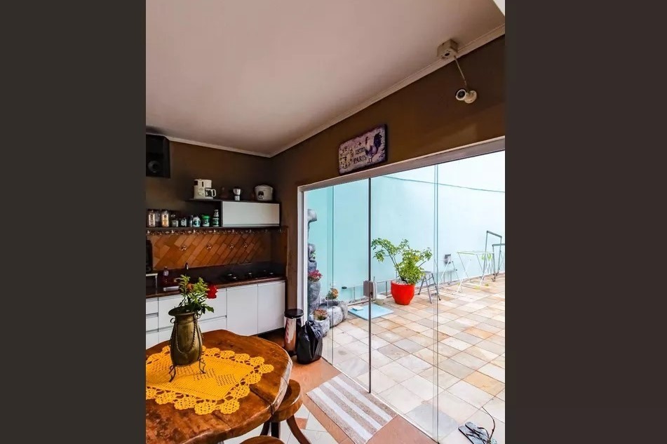 Casa à venda com 3 quartos, 250m² - Foto 22