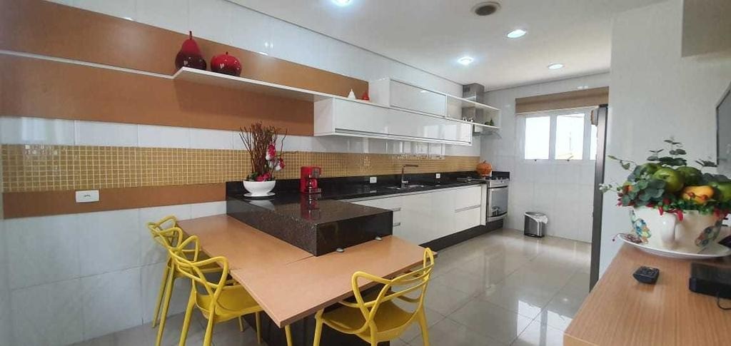 Casa à venda com 4 quartos, 380m² - Foto 18