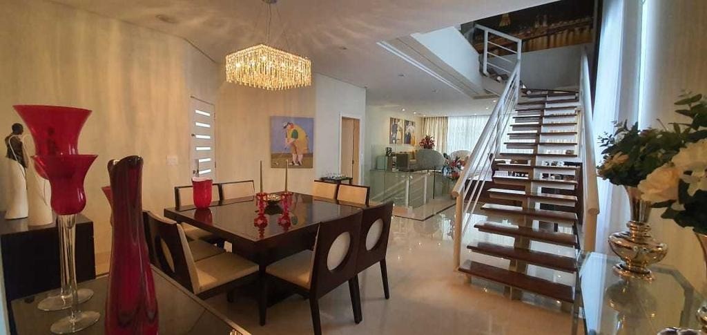 Casa à venda com 4 quartos, 380m² - Foto 10