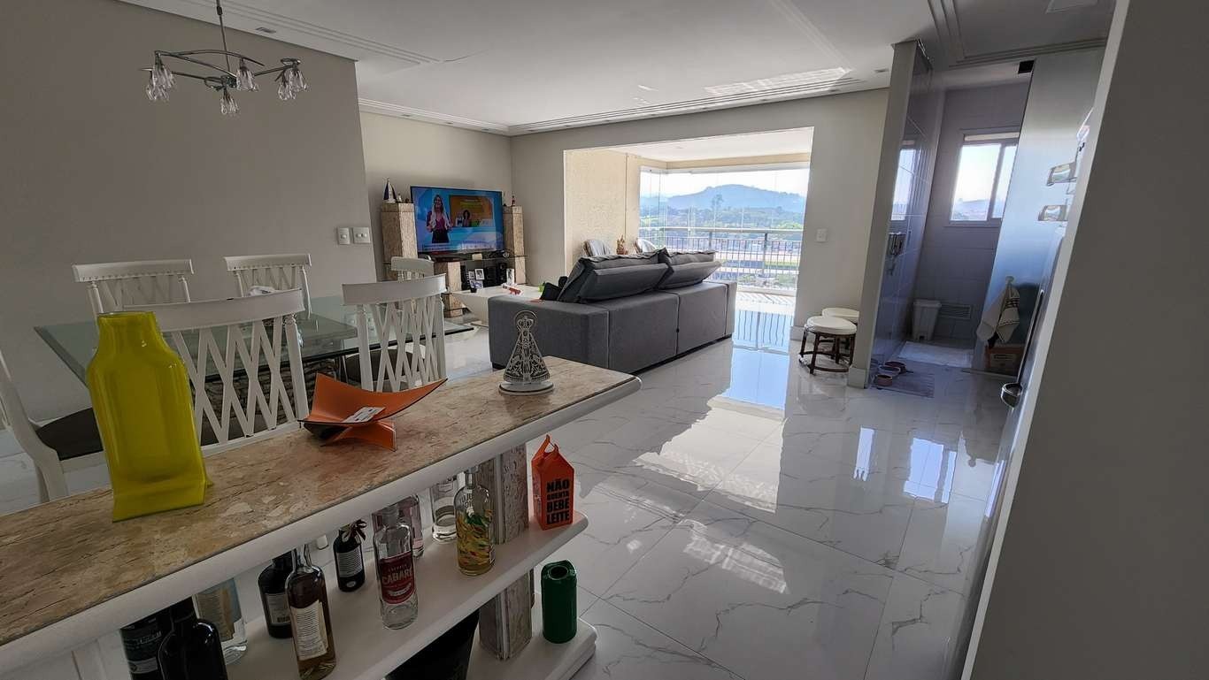 Apartamento à venda com 3 quartos, 100m² - Foto 1