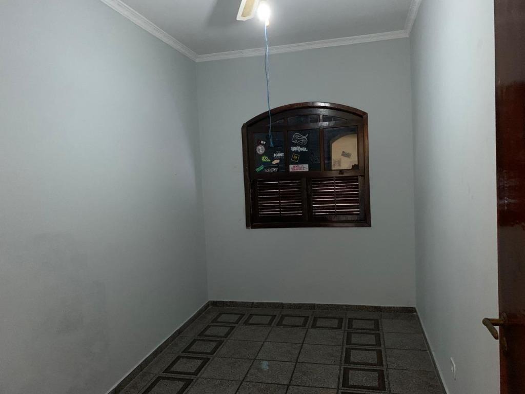 Casa à venda com 3 quartos, 170m² - Foto 18