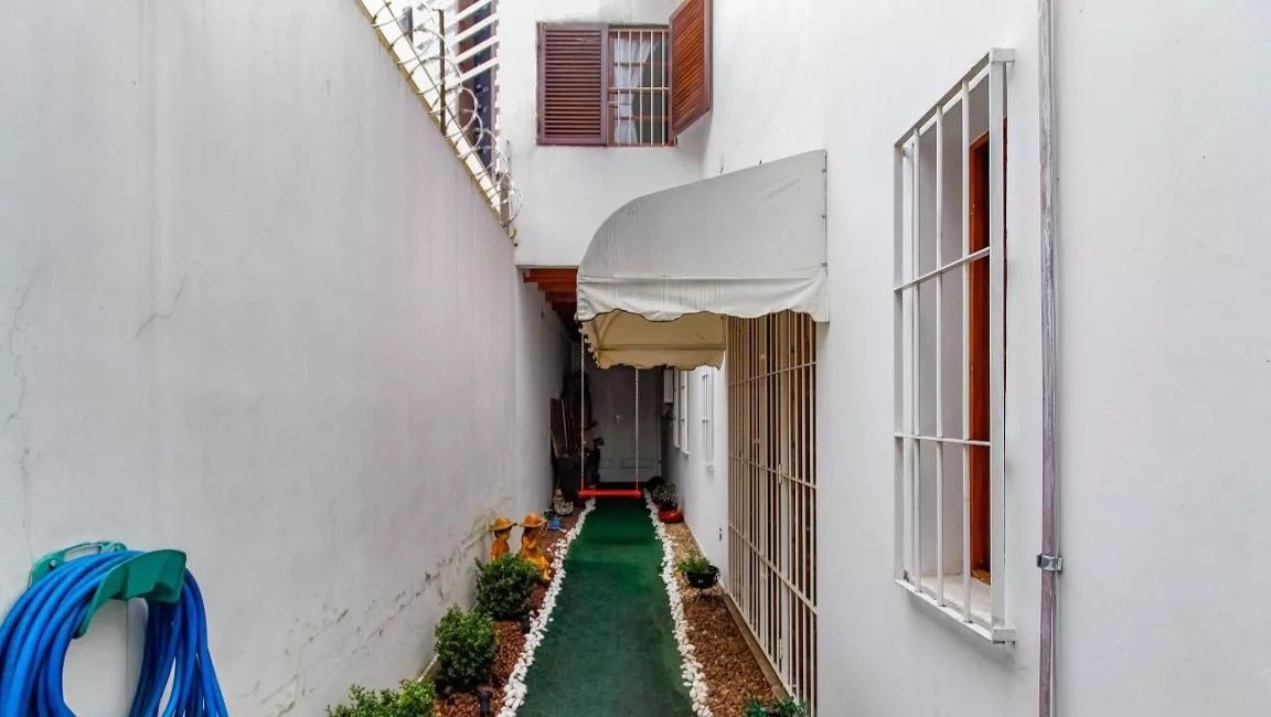 Casa à venda com 3 quartos, 250m² - Foto 61