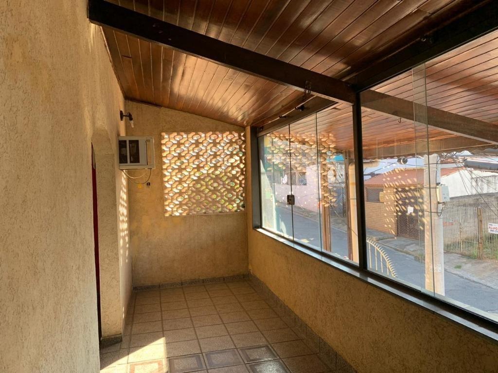 Casa à venda com 3 quartos, 170m² - Foto 14