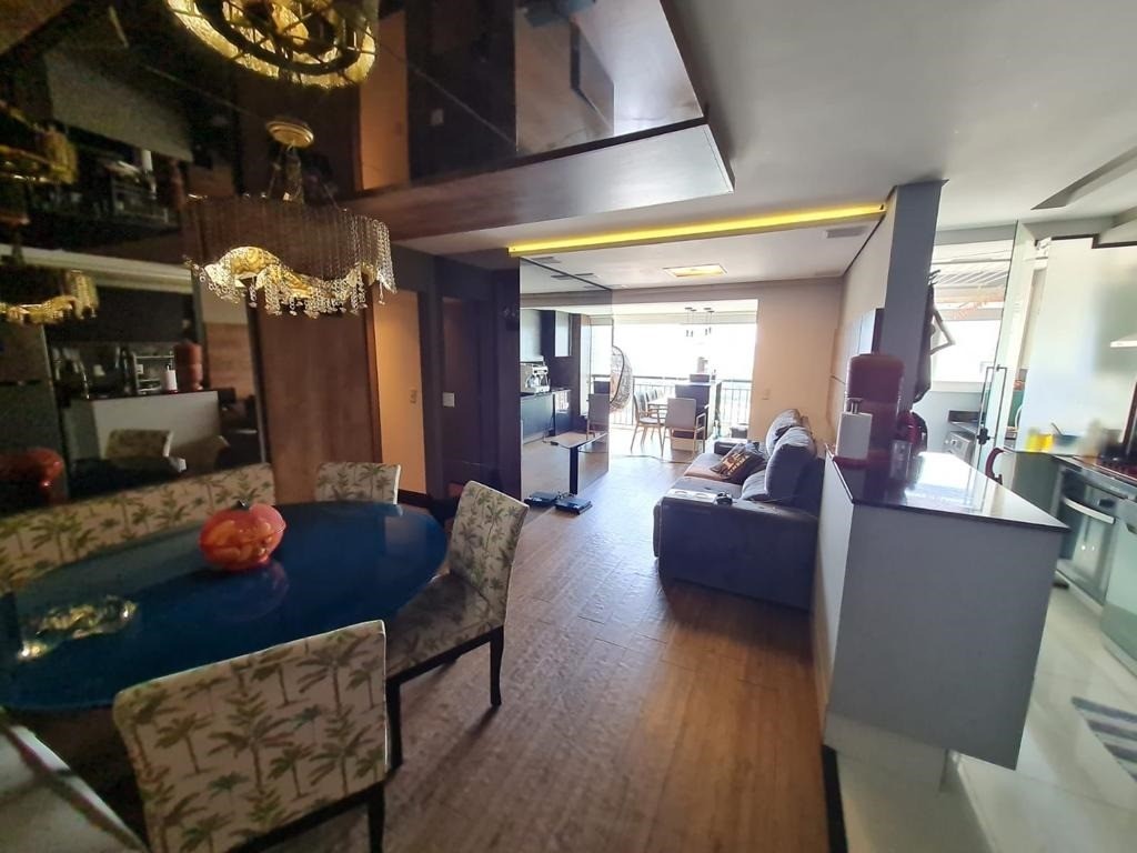 Apartamento à venda com 4 quartos, 95m² - Foto 1