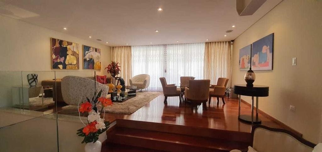 Casa à venda com 4 quartos, 380m² - Foto 12