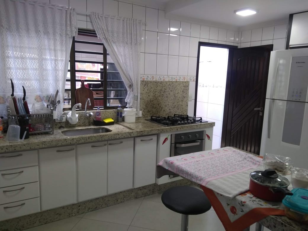 Casa à venda com 2 quartos, 130m² - Foto 10