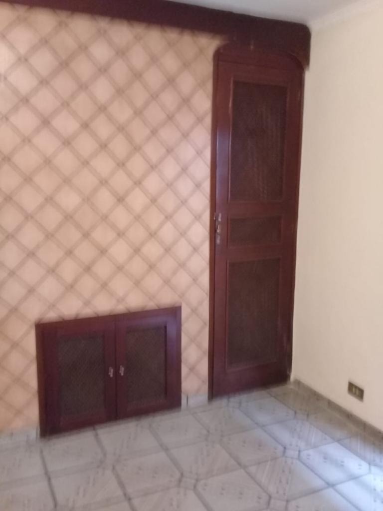 Casa à venda com 3 quartos, 170m² - Foto 4