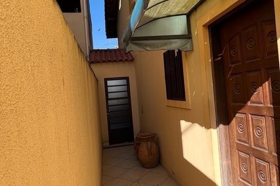 Casa à venda com 3 quartos, 150m² - Foto 26