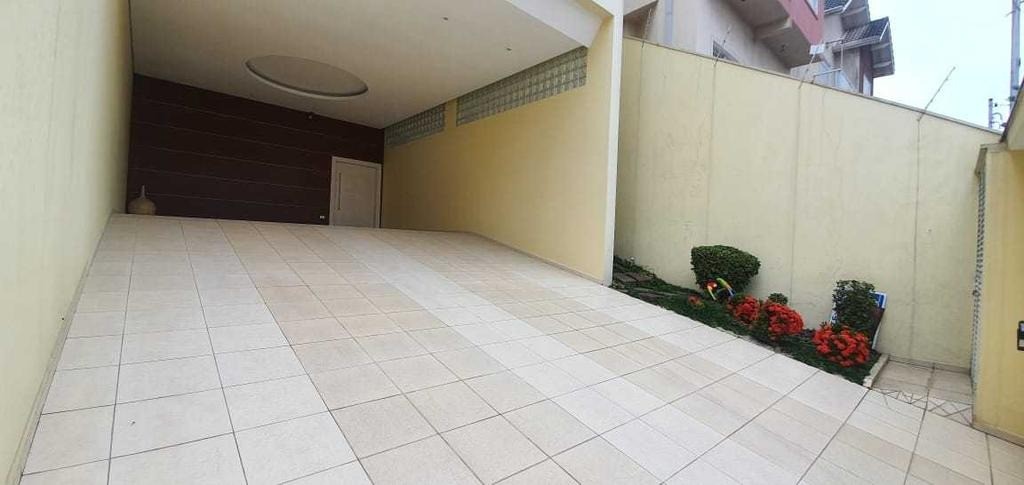 Casa à venda com 4 quartos, 380m² - Foto 36