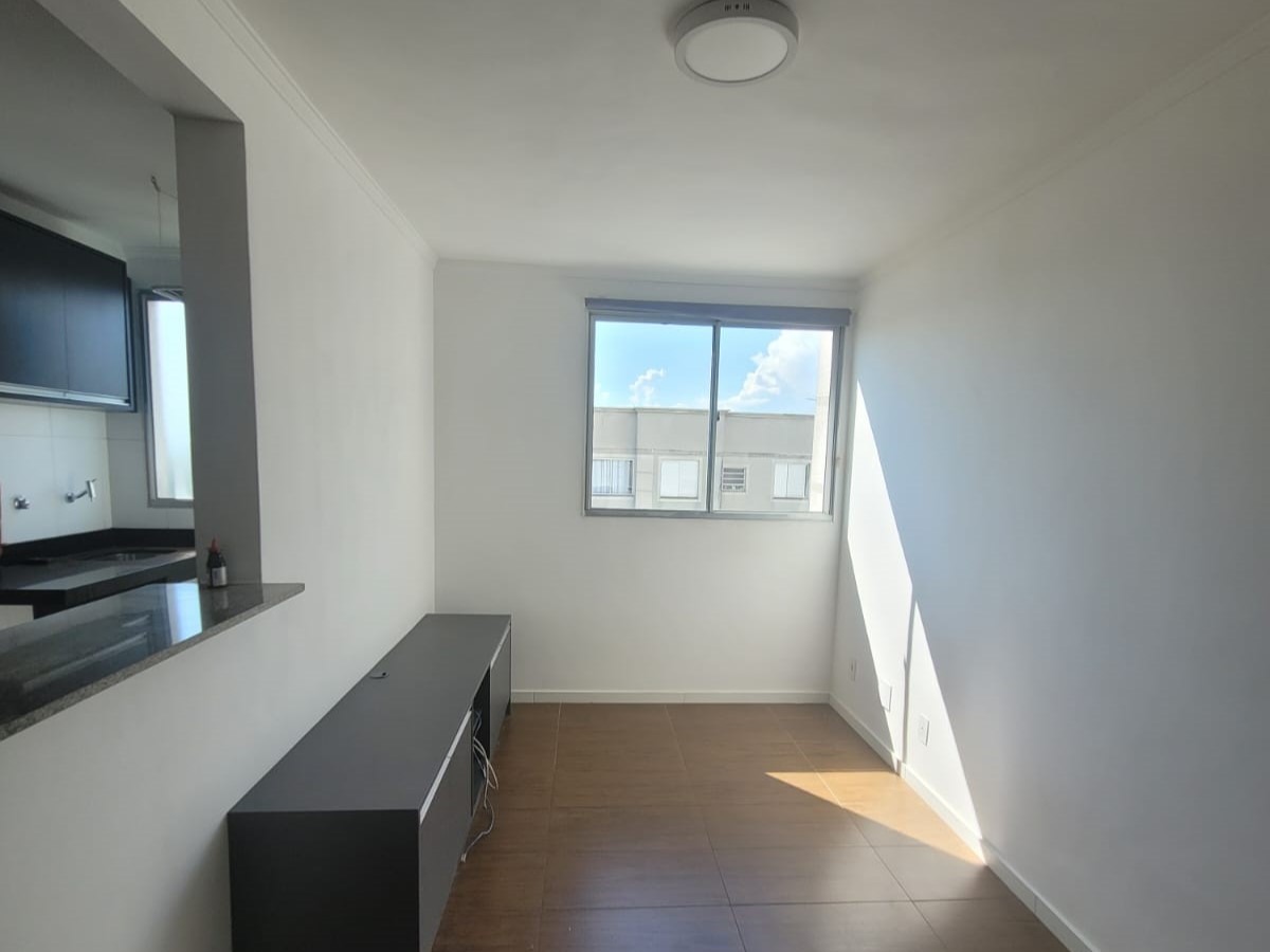 Apartamento à venda com 2 quartos, 44m² - Foto 2