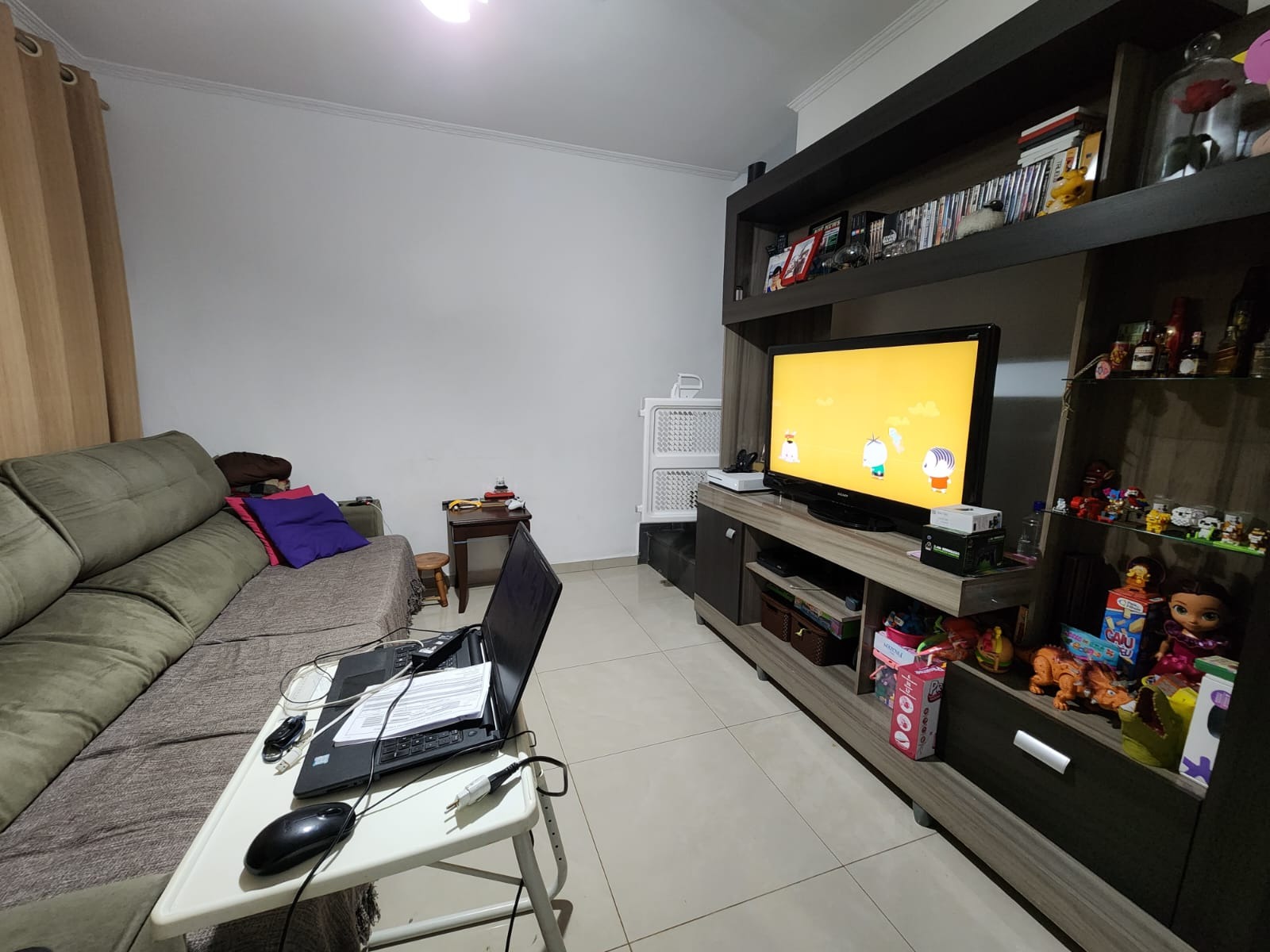 Casa à venda com 2 quartos, 152m² - Foto 1