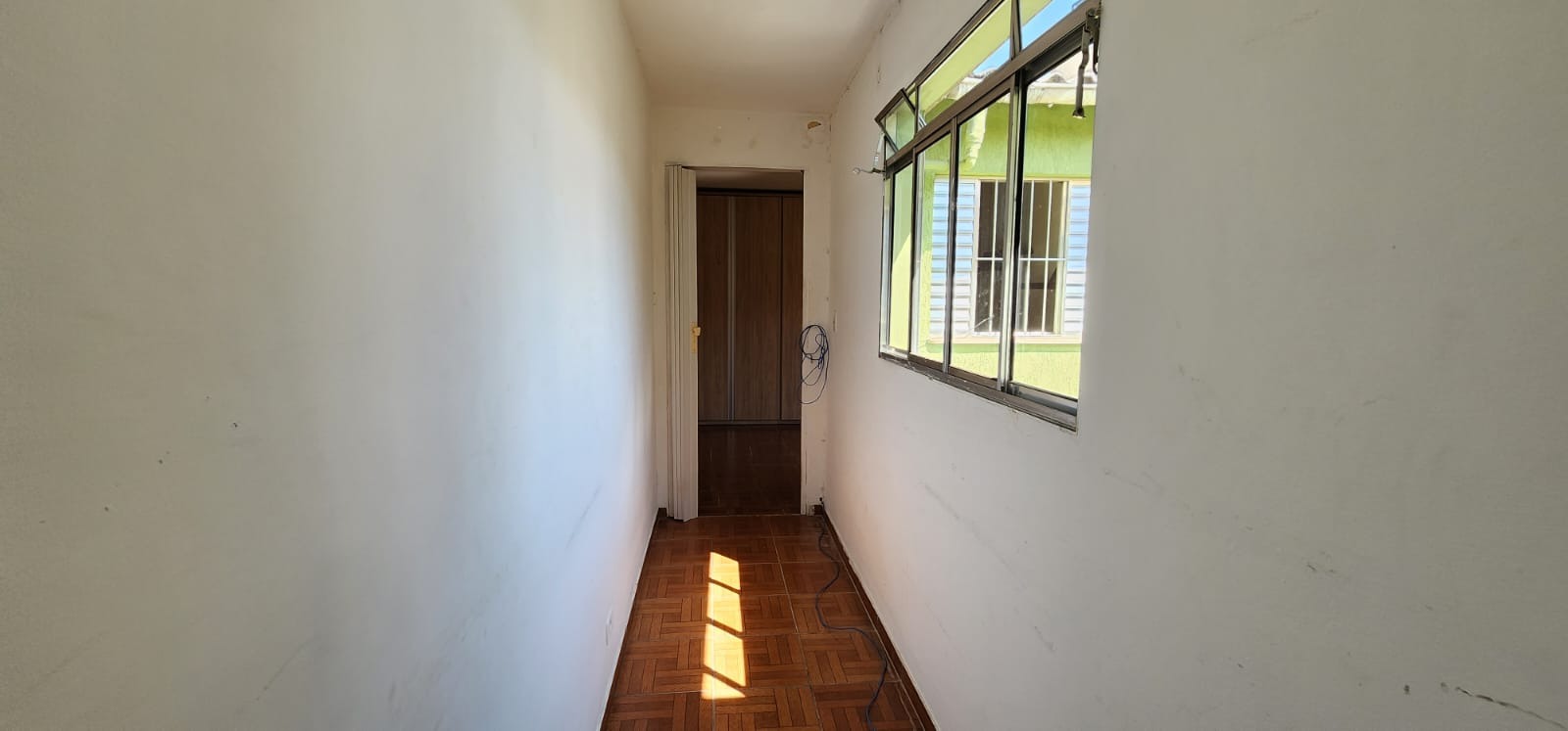 Casa à venda com 3 quartos, 96m² - Foto 3