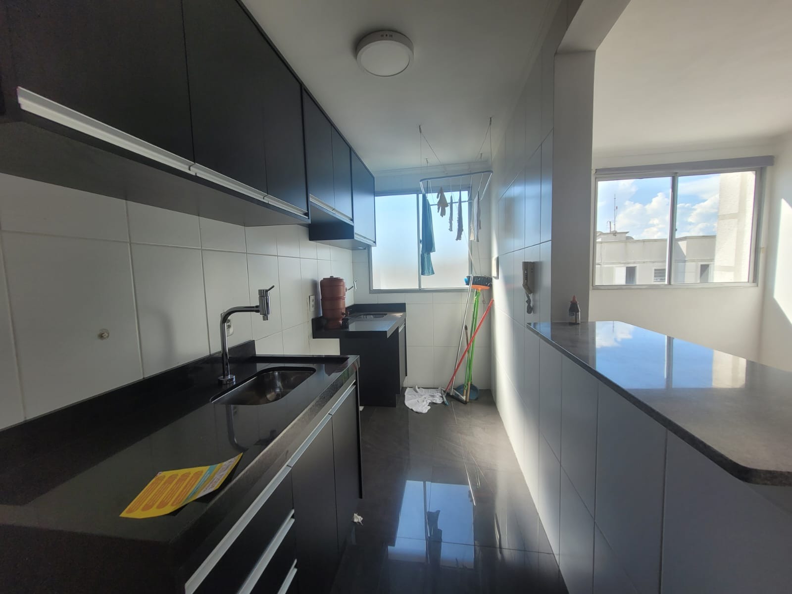 Apartamento à venda com 2 quartos, 44m² - Foto 3