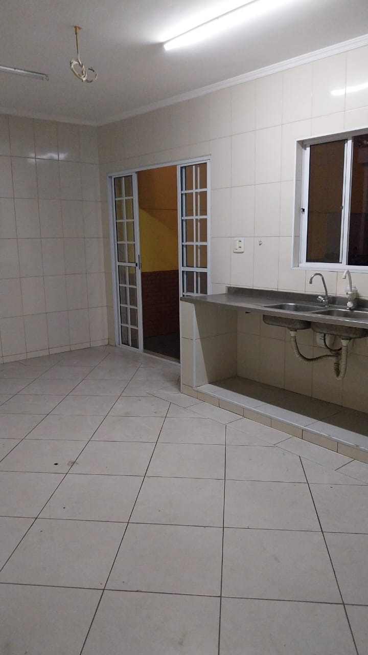 Casa à venda com 3 quartos, 240m² - Foto 21