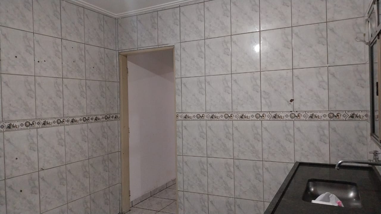 Casa à venda com 3 quartos, 240m² - Foto 11