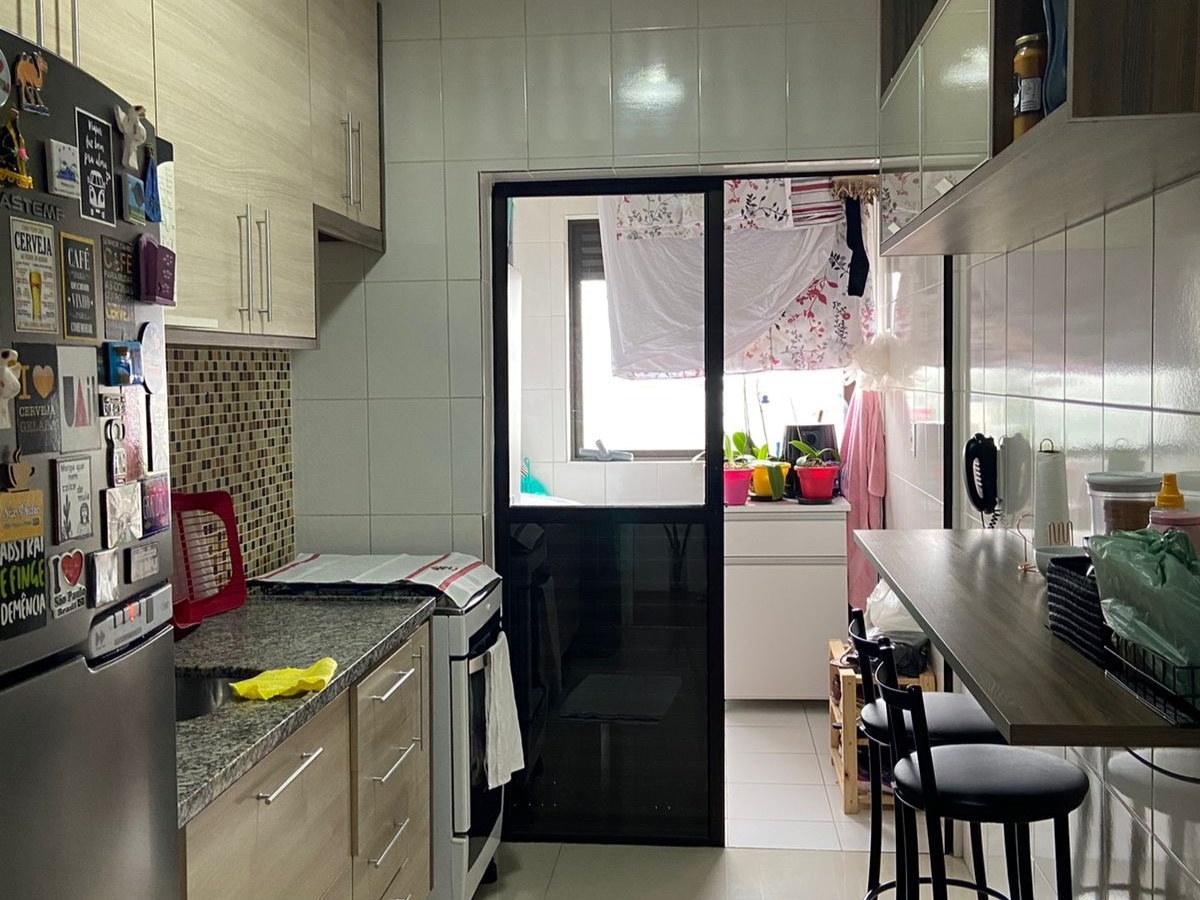 Apartamento à venda com 2 quartos, 60m² - Foto 6