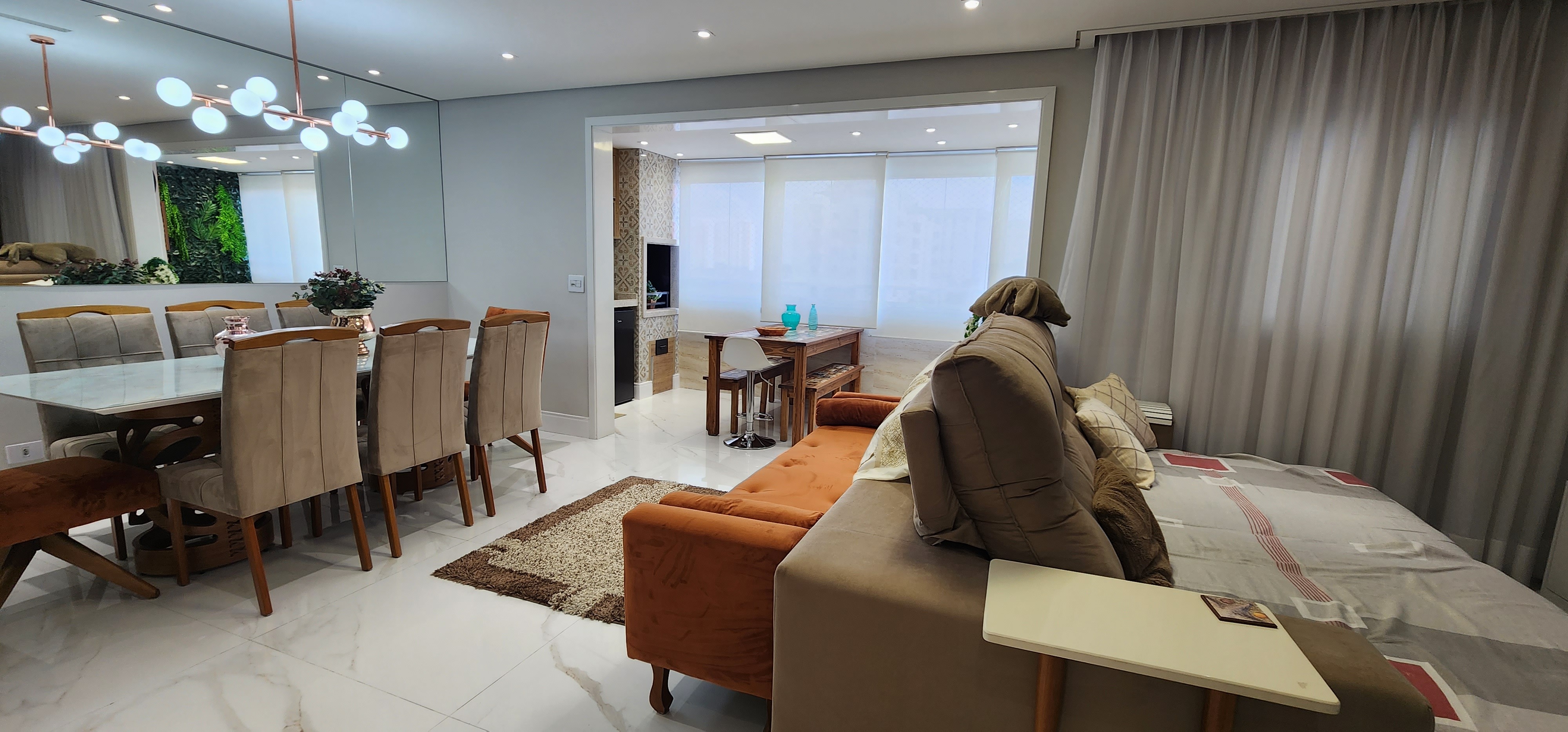 Apartamento à venda com 3 quartos, 108m² - Foto 2