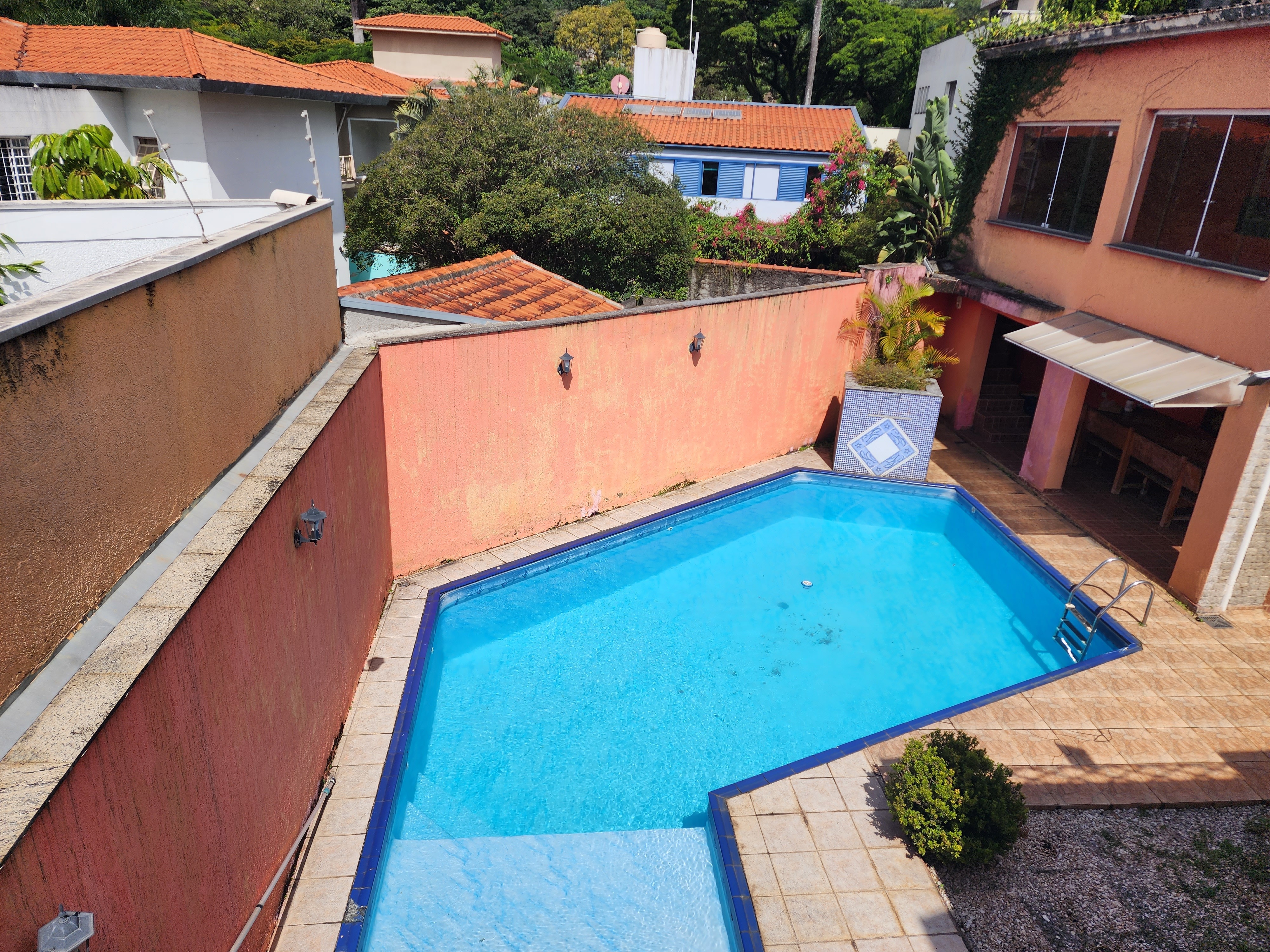 Casa à venda com 3 quartos, 425m² - Foto 2