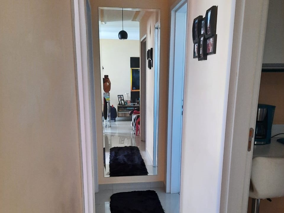 Apartamento à venda com 2 quartos, 60m² - Foto 5