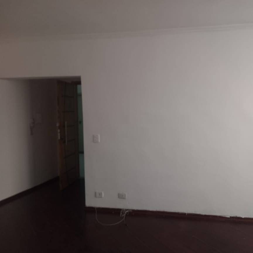 Apartamento à venda com 2 quartos, 70m² - Foto 4