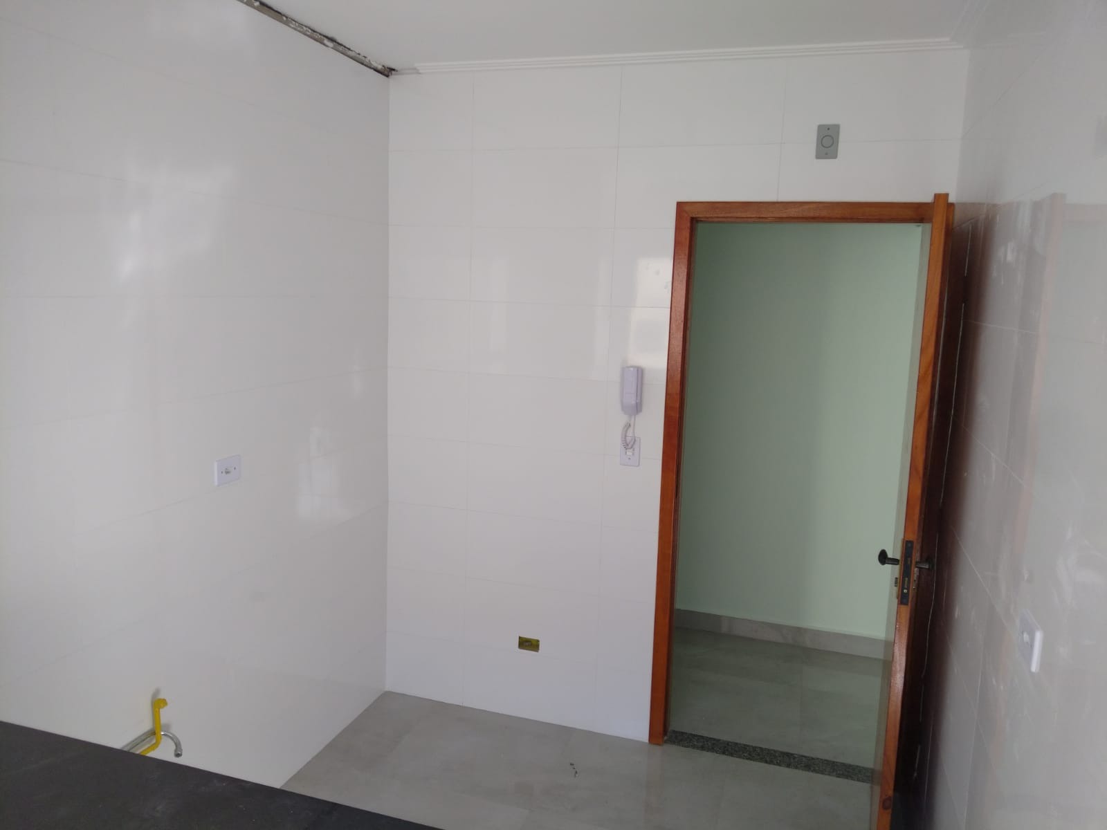 Apartamento à venda com 2 quartos, 64m² - Foto 12