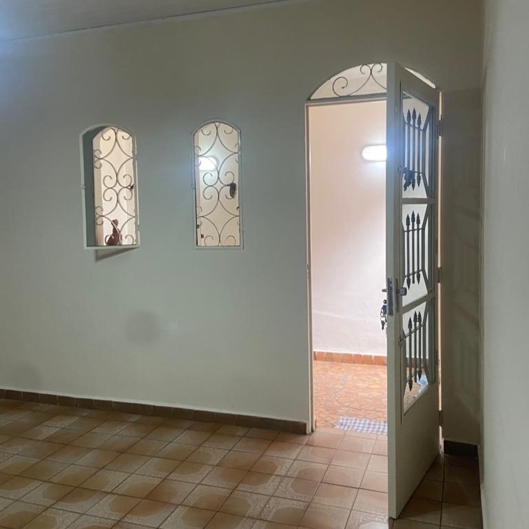 Casa à venda com 2 quartos, 168m² - Foto 3