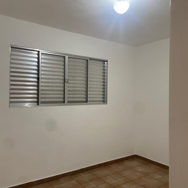 Casa à venda com 2 quartos, 168m² - Foto 7