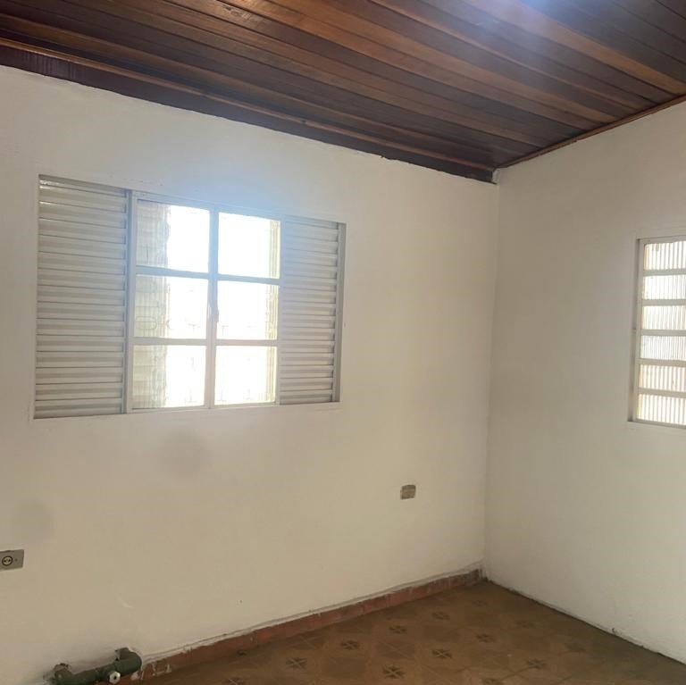 Casa à venda com 2 quartos, 168m² - Foto 6