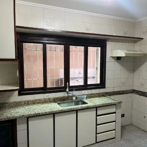 Casa à venda com 3 quartos, 232m² - Foto 5