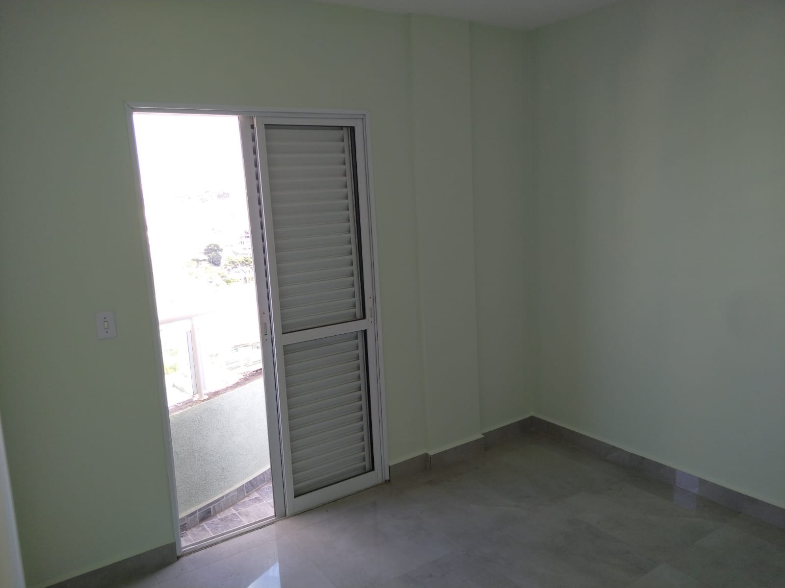 Apartamento à venda com 2 quartos, 64m² - Foto 5