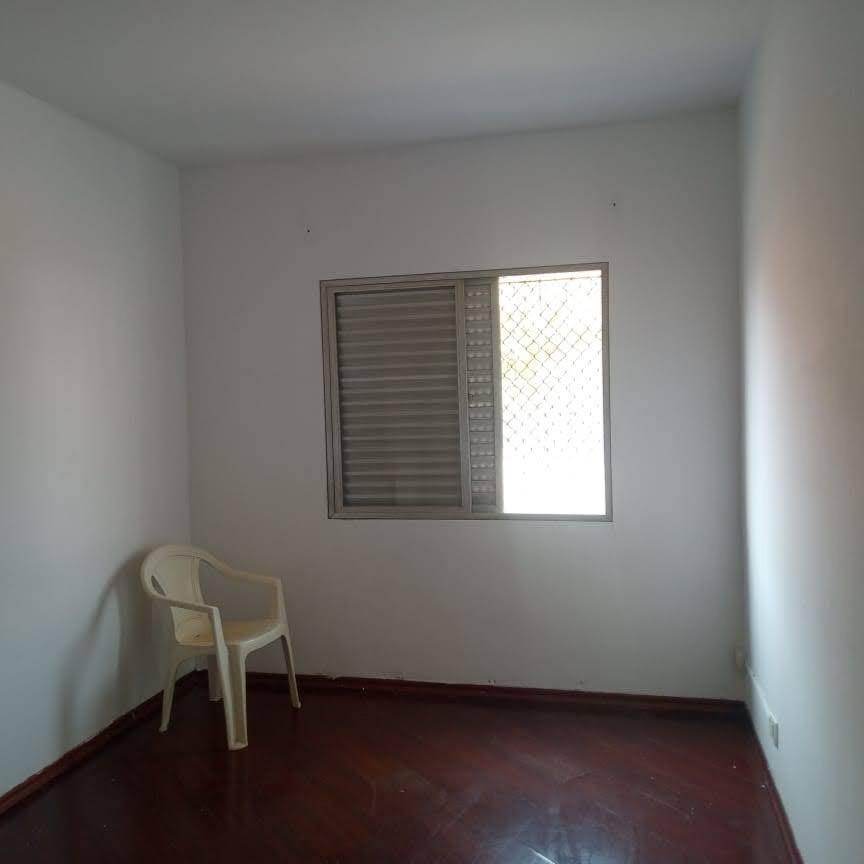 Apartamento à venda com 2 quartos, 70m² - Foto 10