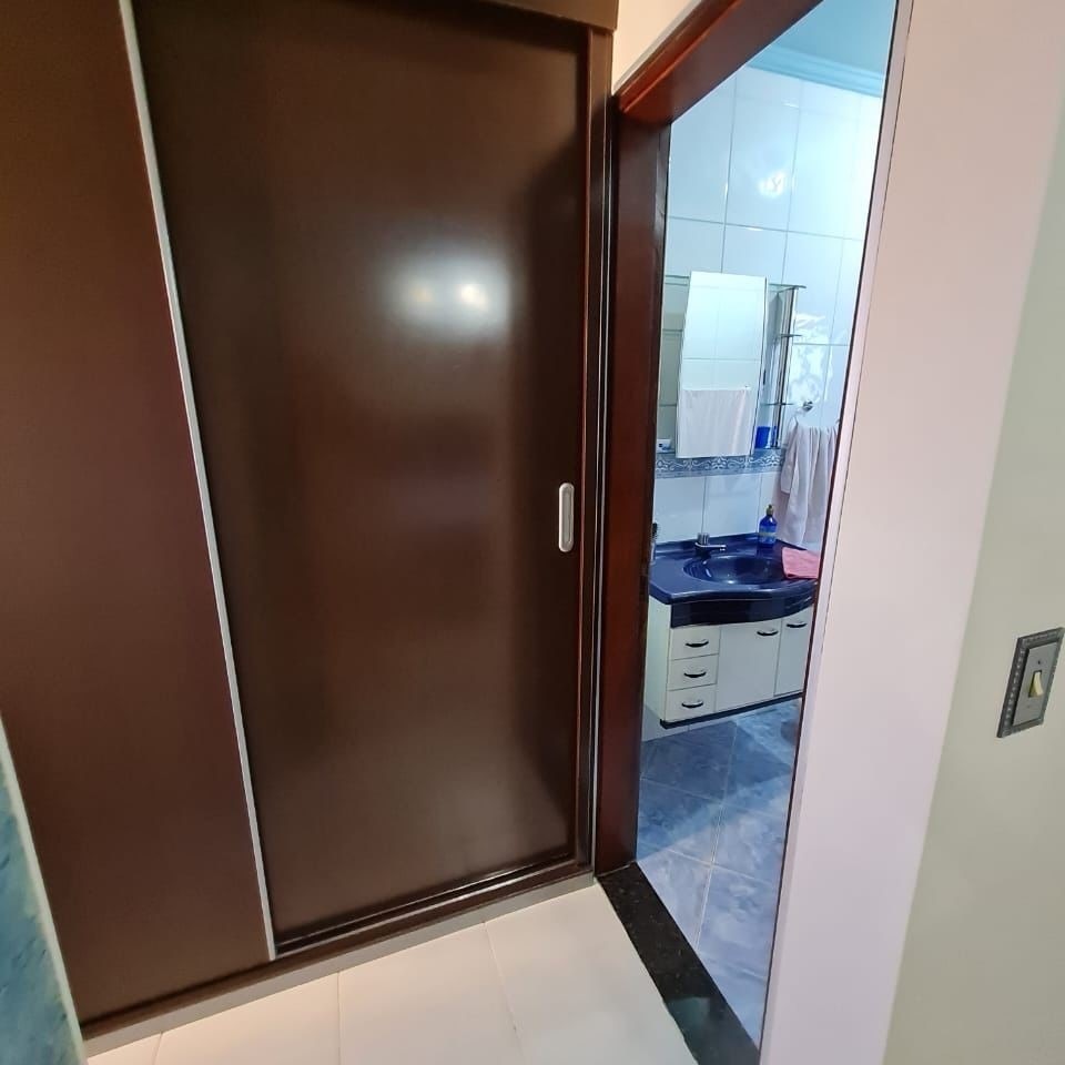 Casa à venda com 3 quartos, 195m² - Foto 27