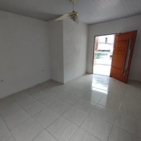Casa, 7 quartos, 125 m² - Foto 1