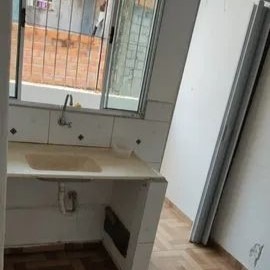 Casa à venda com 6 quartos, 125m² - Foto 3