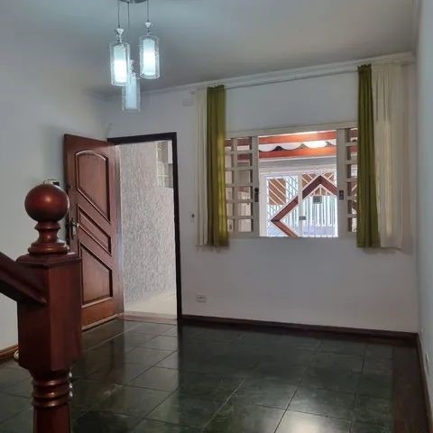 Casa à venda com 3 quartos, 140m² - Foto 1