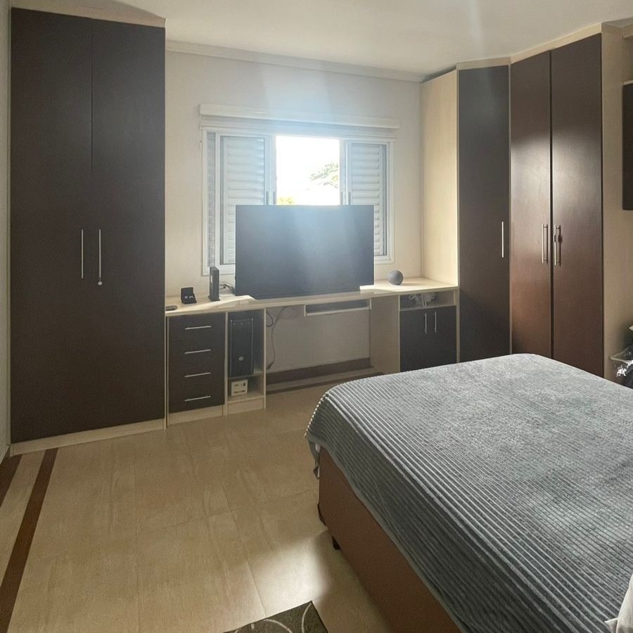 Casa à venda com 3 quartos, 200m² - Foto 15