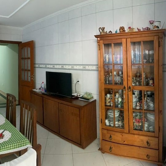 Casa à venda com 3 quartos, 200m² - Foto 9