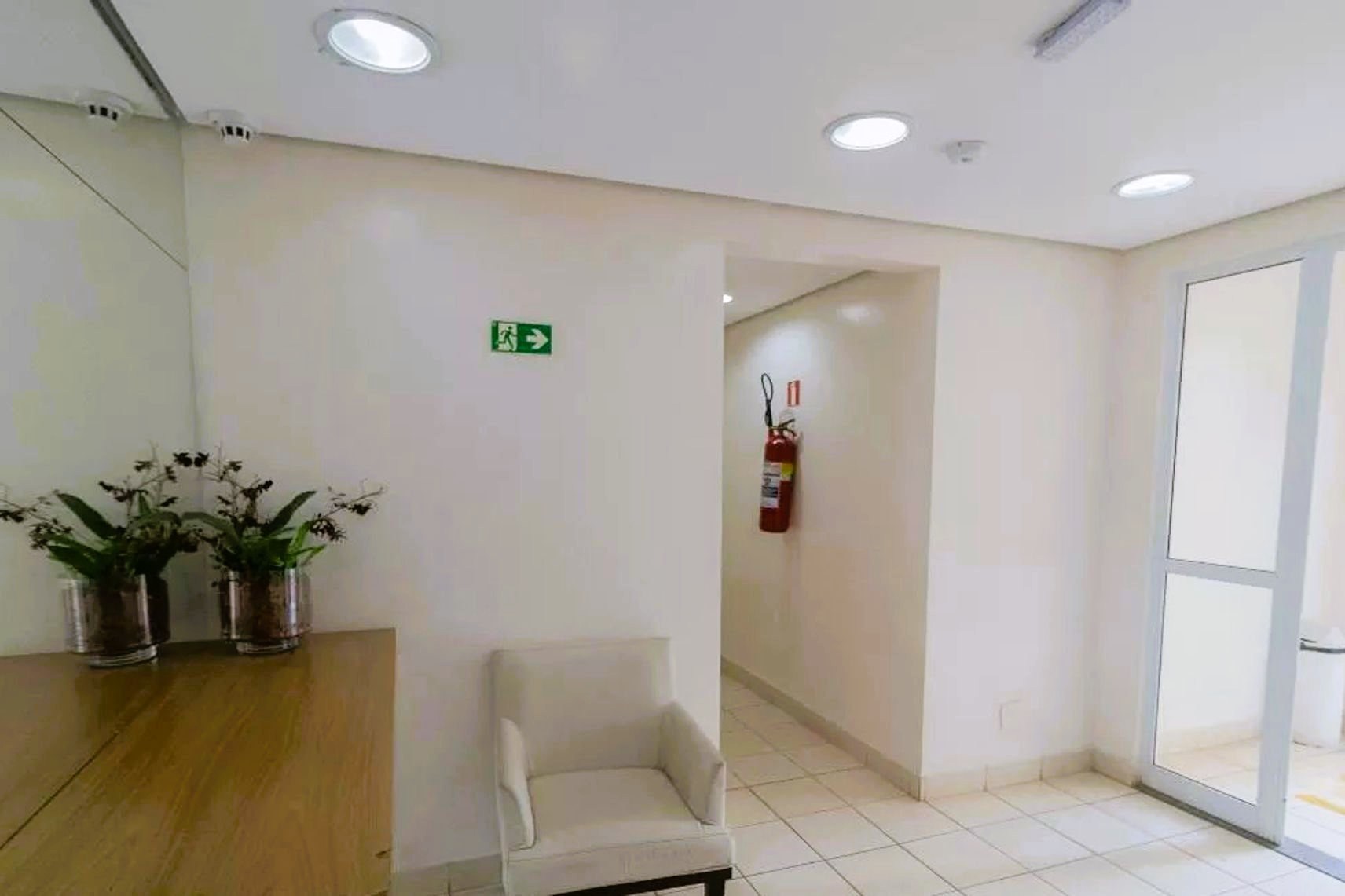 Apartamento à venda e aluguel com 2 quartos, 49m² - Foto 13